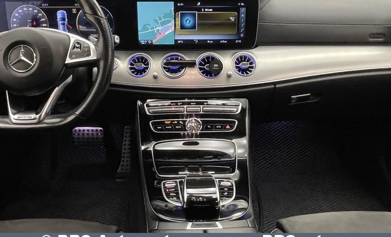 Mercedes-Benz E 220 d T AMG Line Automatas 2017 full