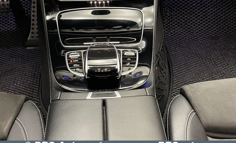Mercedes-Benz E 220 d T AMG Line Automatas 2017 full