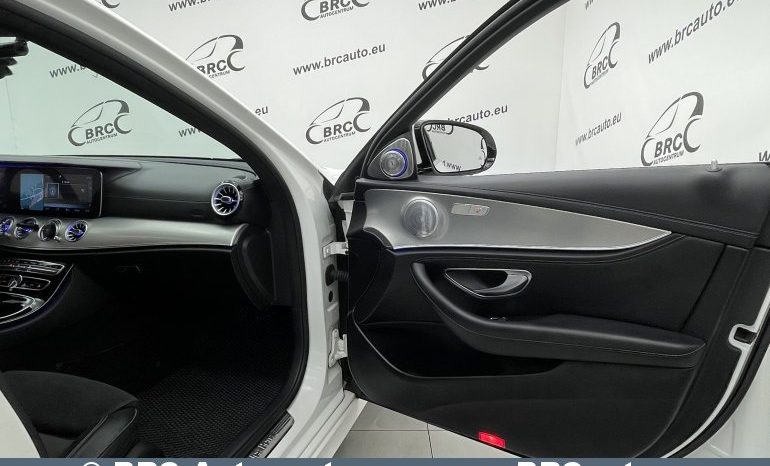 Mercedes-Benz E 220 d T AMG Line Automatas 2017 full