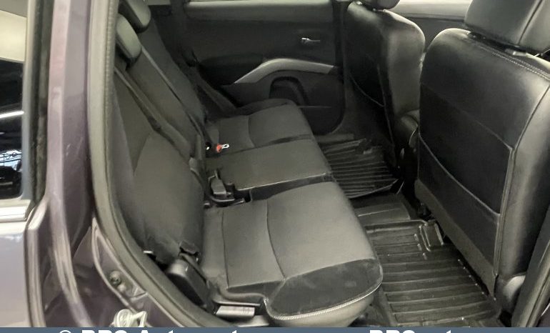 Mitsubishi Outlander 2.2 DI-D 4WD Automatas 2012 full