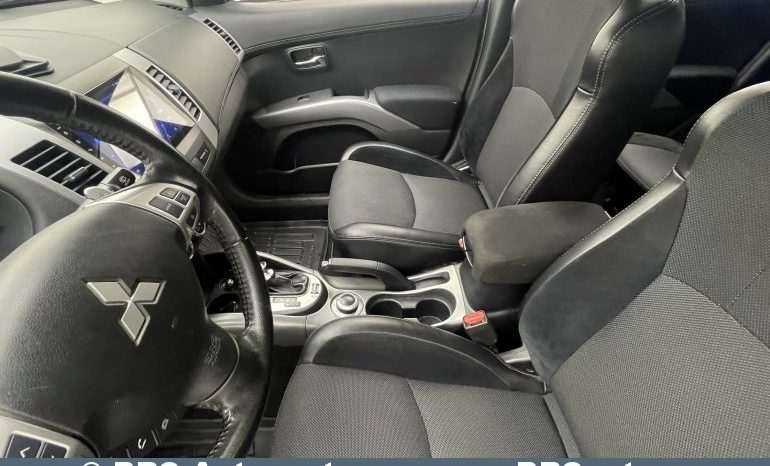 Mitsubishi Outlander 2.2 DI-D 4WD Automatas 2012 full