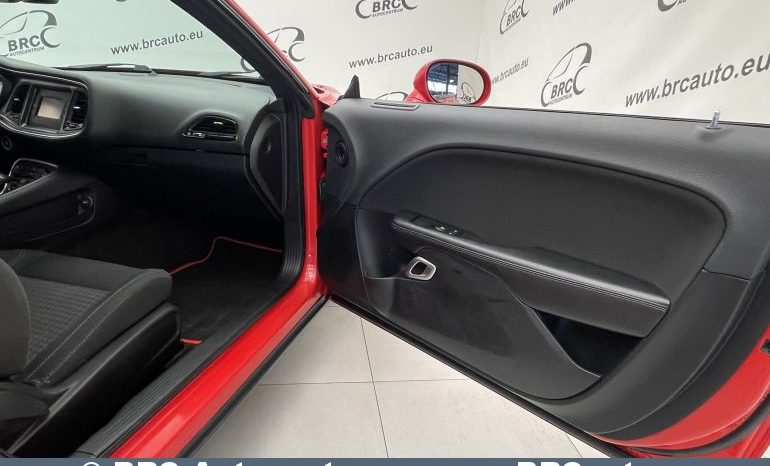 Dodge Challenger 3.6i Automatas 2015 full