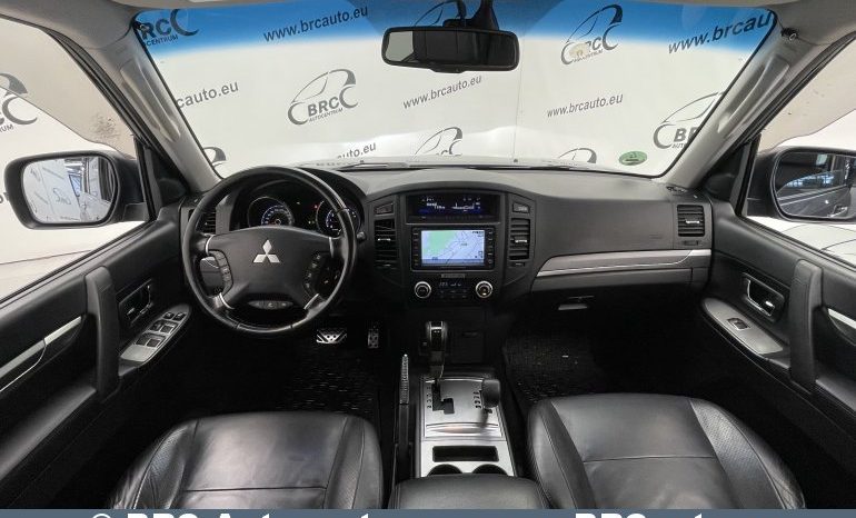 Mitsubishi Pajero 3.2 DI-D Automatas 2011 full