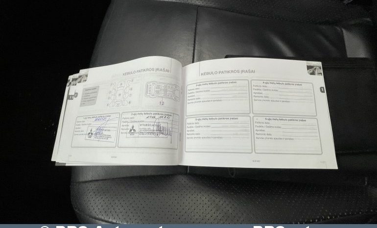 Mitsubishi Pajero 3.2 DI-D Automatas 2011 full