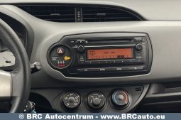 Toyota Yaris 1.4 D-4D 2015 full