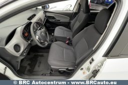 Toyota Yaris 1.4 D-4D 2015 full