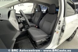 Toyota Yaris 1.4 D-4D 2015 full