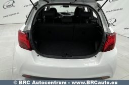 Toyota Yaris 1.4 D-4D 2015 full