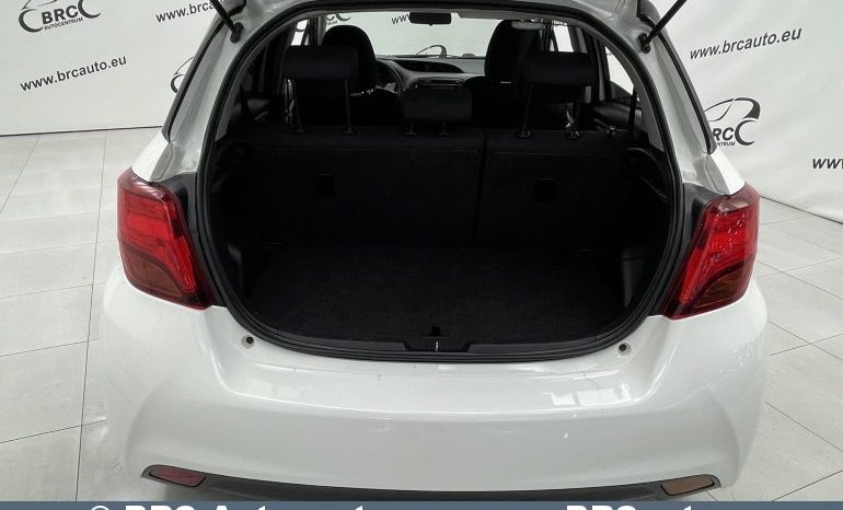 Toyota Yaris 1.4 D-4D 2015 full