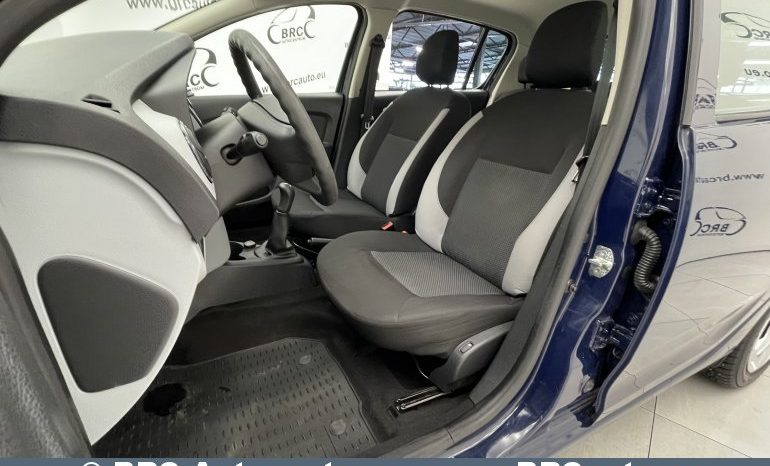 Dacia Sandero  2013 full