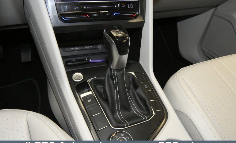Volkswagen Tiguan 4Motion SE Automatas 2023 full