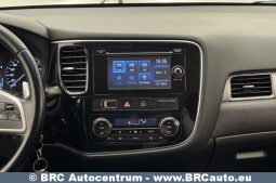 Mitsubishi Outlander 2.0 4WD Automatas 2012 full