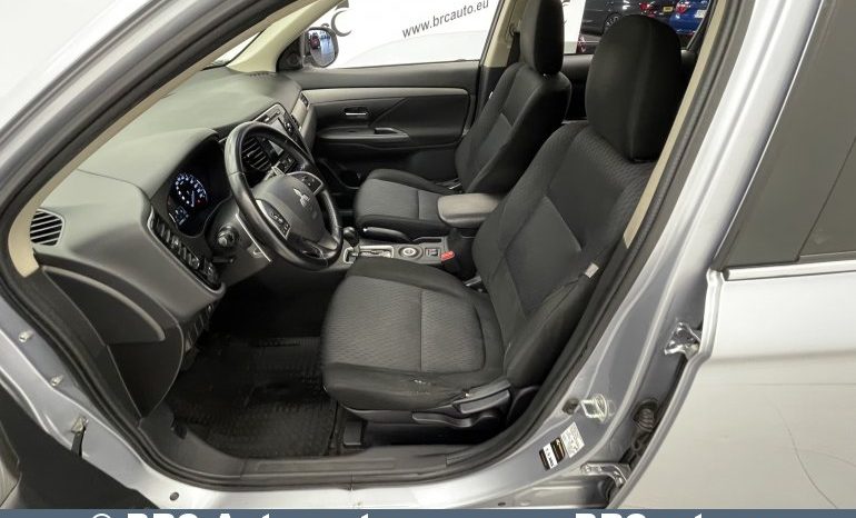 Mitsubishi Outlander 2.0 4WD Automatas 2012 full