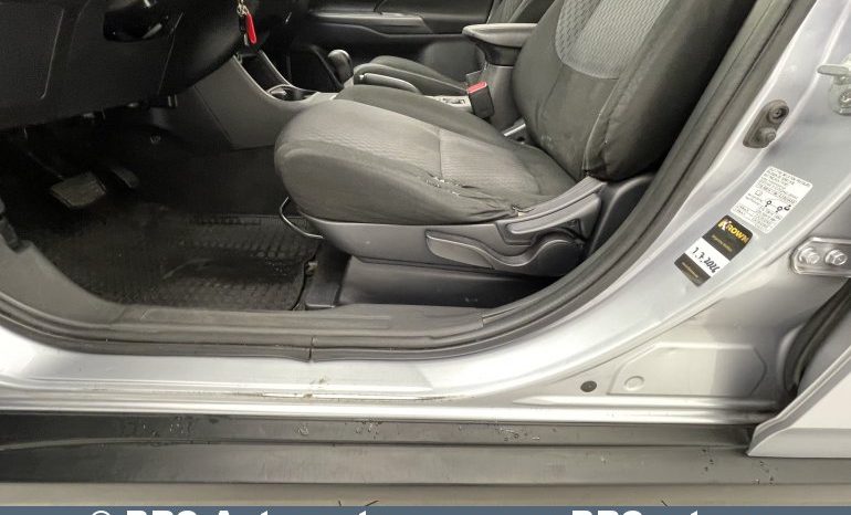 Mitsubishi Outlander 2.0 4WD Automatas 2012 full