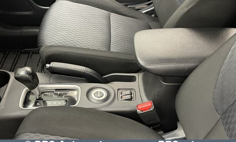 Mitsubishi Outlander 2.0 4WD Automatas 2012 full