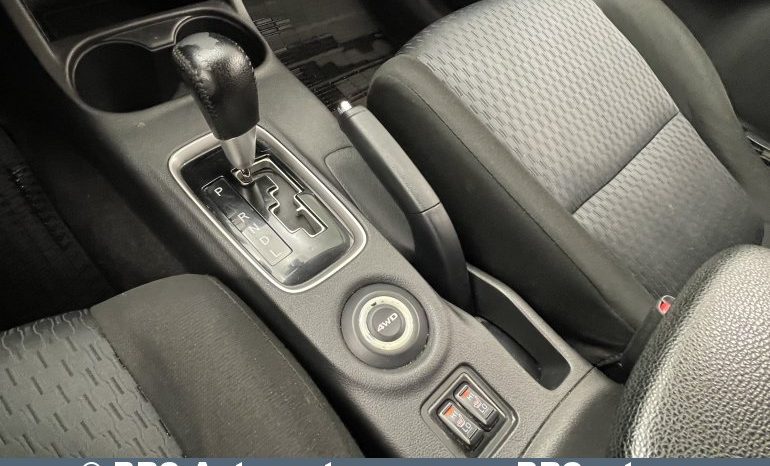 Mitsubishi Outlander 2.0 4WD Automatas 2012 full