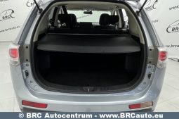 Mitsubishi Outlander 2.0 4WD Automatas 2012 full