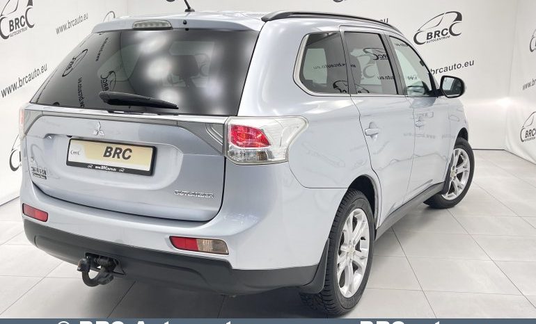 Mitsubishi Outlander 2.0 4WD Automatas 2012 full