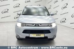 Mitsubishi Outlander 2.0 4WD Automatas 2012 full