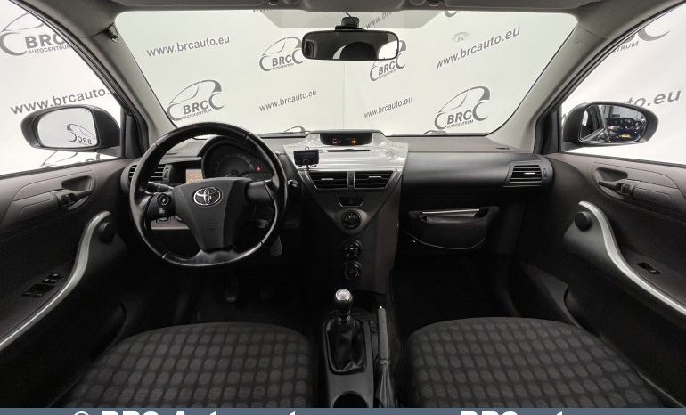 Toyota IQ 1.4 D4D 2009 full