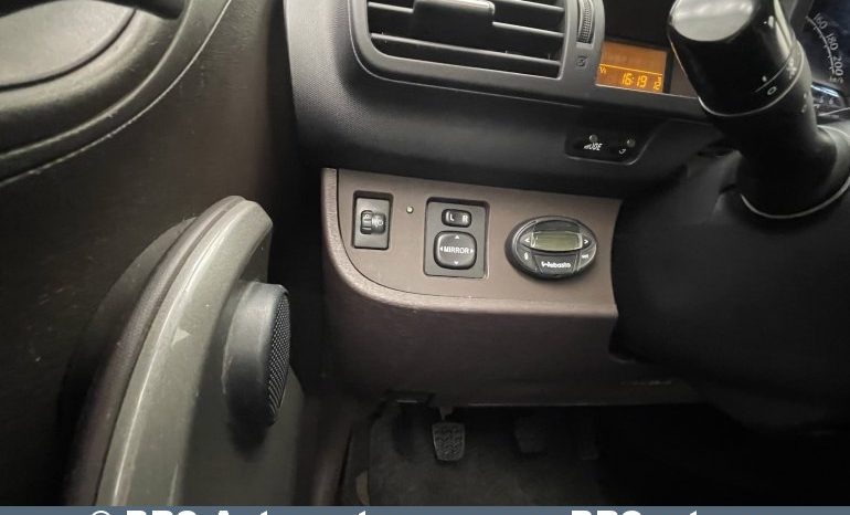 Toyota IQ 1.4 D4D 2009 full