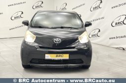 Toyota IQ 1.4 D4D 2009 full