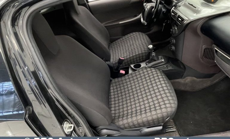 Toyota IQ 1.4 D4D 2009 full