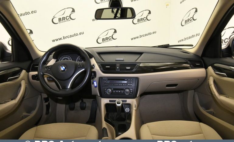 BMW X1 Sdrive18i 2010 full