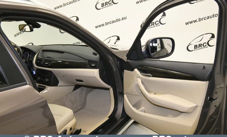 BMW X1 Sdrive18i 2010 full