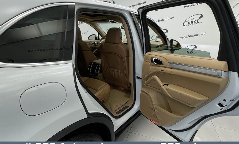 Porsche Cayenne Hybrid Automatas 2012 full