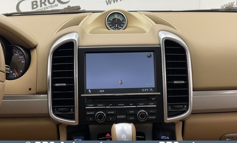 Porsche Cayenne Hybrid Automatas 2012 full