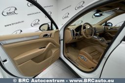 Porsche Cayenne Hybrid Automatas 2012 full