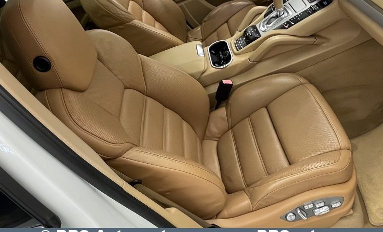 Porsche Cayenne Hybrid Automatas 2012 full