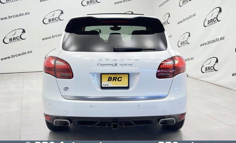 Porsche Cayenne Hybrid Automatas 2012 full