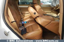 Porsche Cayenne Hybrid Automatas 2012 full
