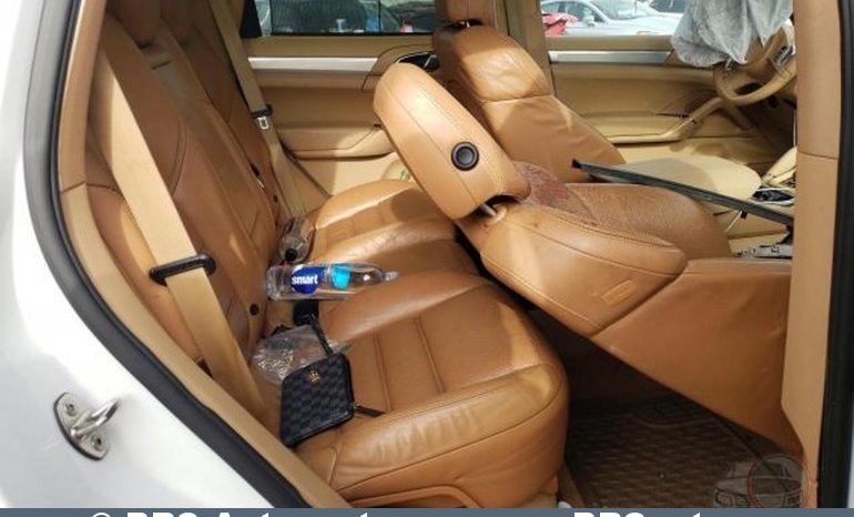 Porsche Cayenne Hybrid Automatas 2012 full