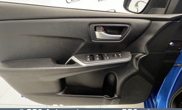 Toyota Camry SE LPG Automatas 2017 full