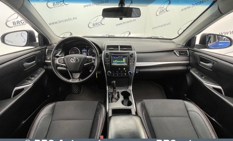 Toyota Camry SE LPG Automatas 2017 full