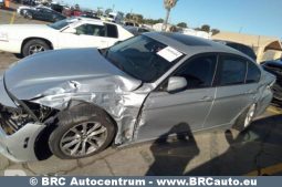 BMW 320 i M-Sport Automatas 2016 full