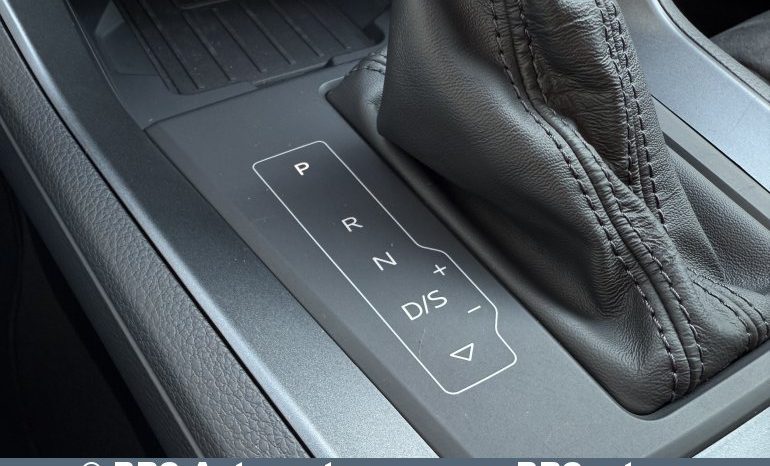 Audi Q3 40TFSI Quattro S-Line Automatas 2024 full