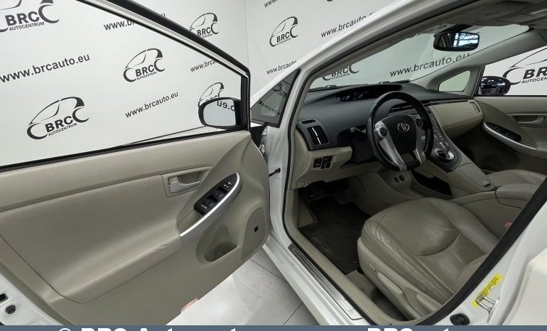Toyota Prius 1.8 Hybrid Automatas 2009 full