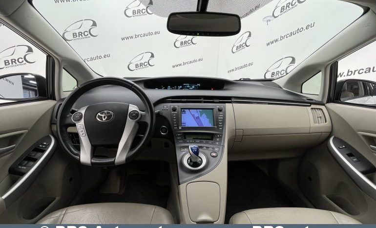 Toyota Prius 1.8 Hybrid Automatas 2009 full