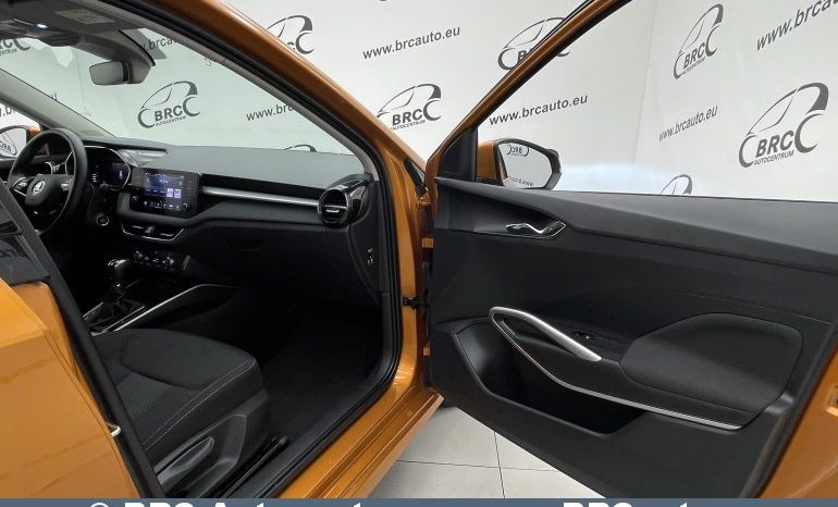 Skoda Fabia 1.0i Automatas 2022 full