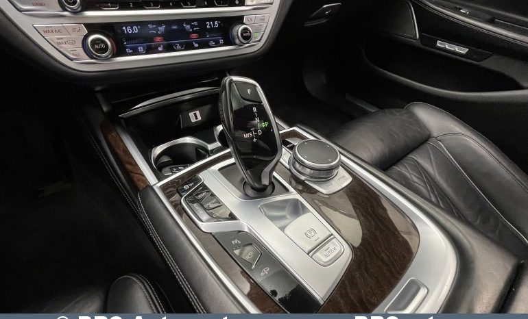 BMW 750 Li xDrive Automatas 2016 full