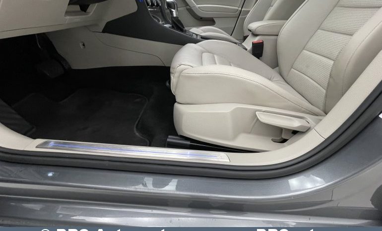 Volkswagen Golf E VII 2019 full