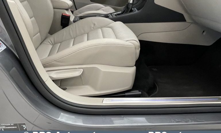 Volkswagen Golf E VII 2019 full