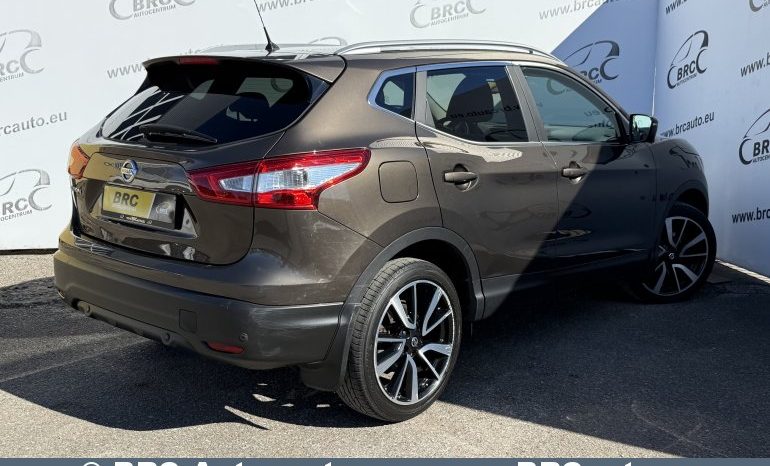 Nissan Qashqai 1.2 DiG-T Automatas 2016 full