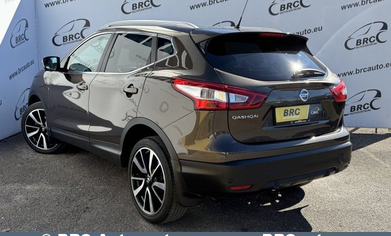 Nissan Qashqai 1.2 DiG-T Automatas 2016 full