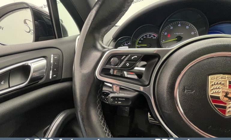 Porsche Cayenne S E-Hybrid 2017 full