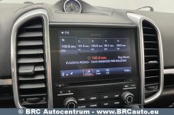 Porsche Cayenne S E-Hybrid 2017 full